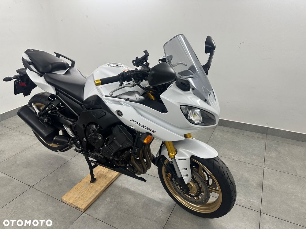Yamaha FZ8 - 5