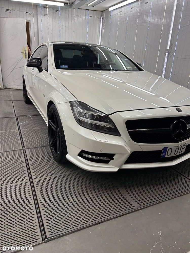 Mercedes-Benz CLS 350 BlueEFFICIENCY - 3
