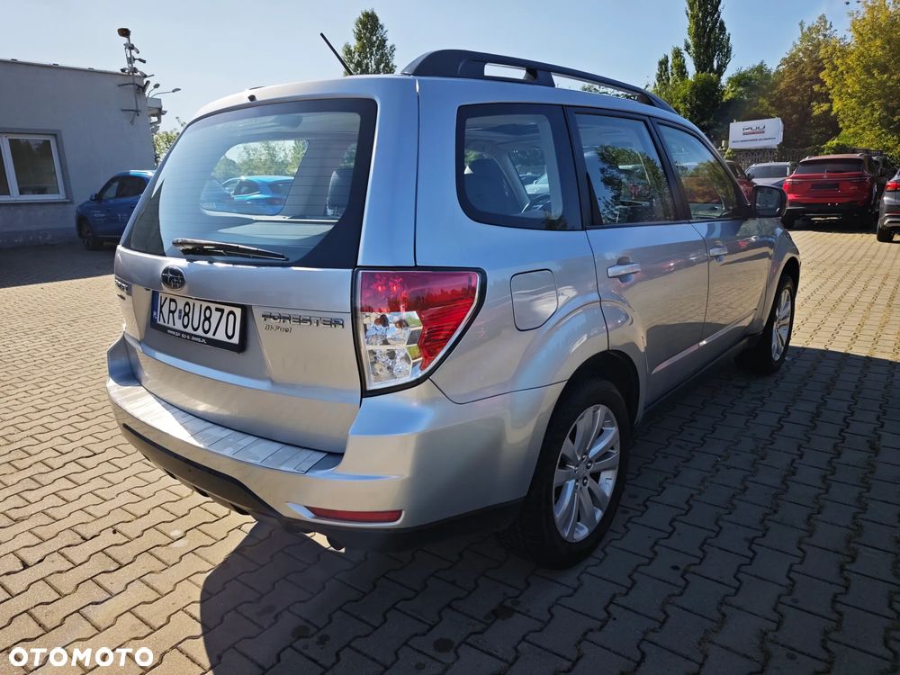 Subaru Forester 2.0i Platinum - 4