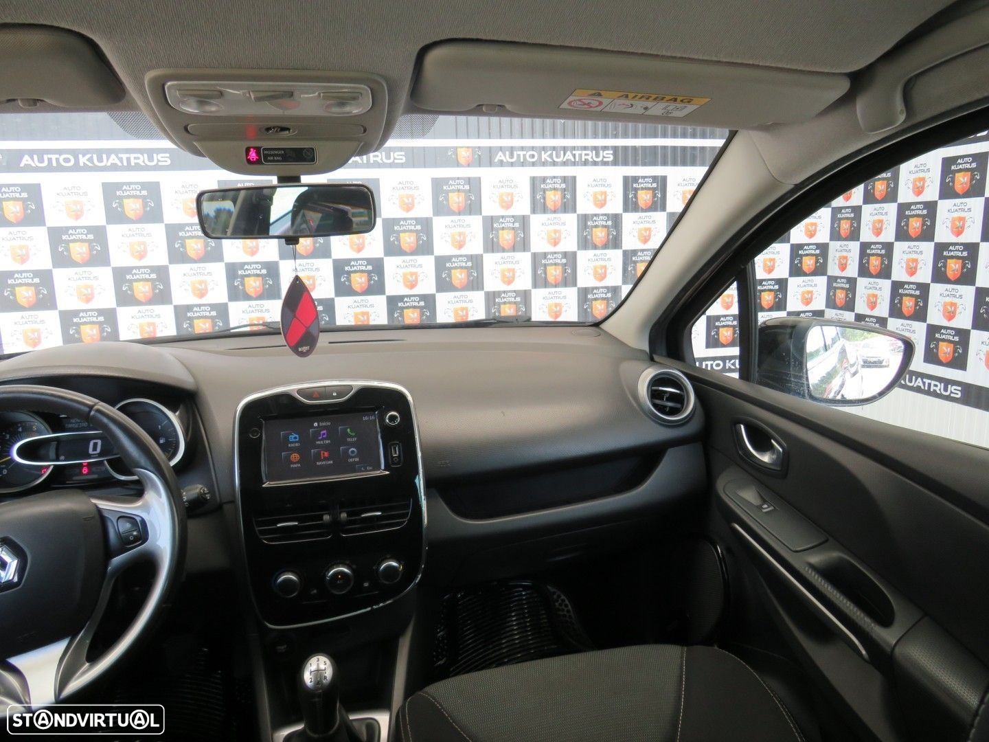 Renault Clio Sport Tourer 1.5 dCi Confort - 21