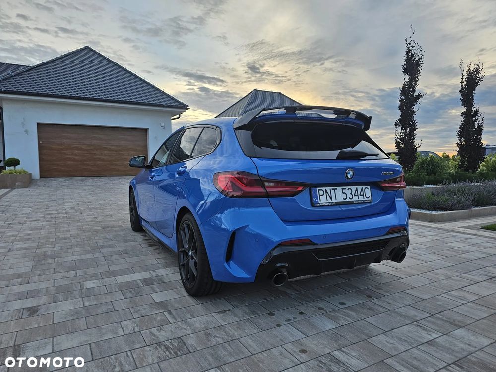 BMW 1M - 8