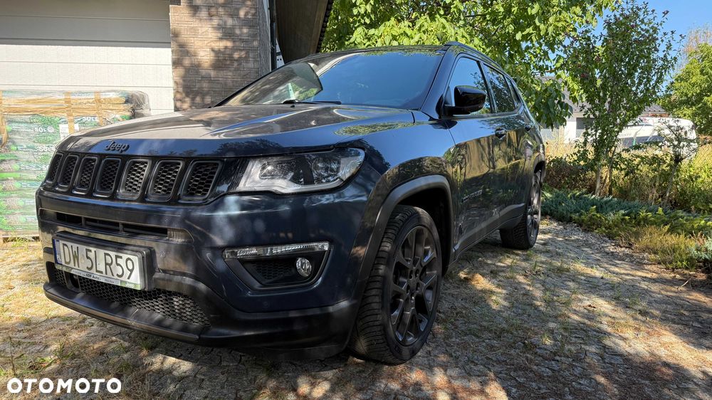 Jeep Compass - 1