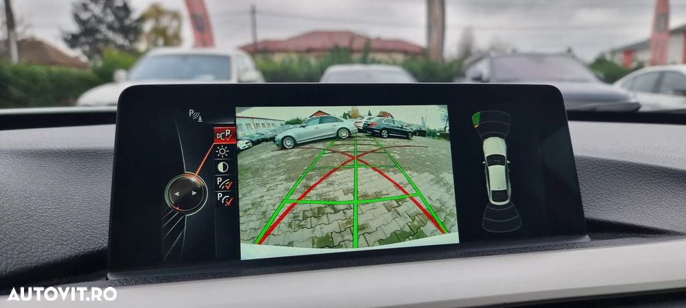 BMW Seria 3 320d xDrive Sport-Aut. - 25