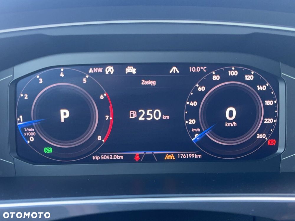 Volkswagen Tiguan - 26