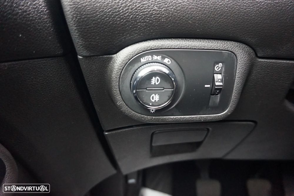Opel Zafira 1.6 CDTi Innovation S/S - 26