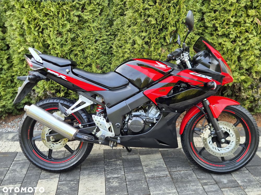 Honda CBR - 3