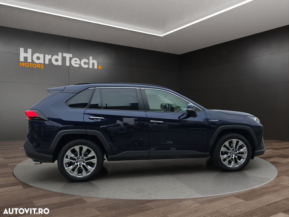 Toyota RAV4 - 7