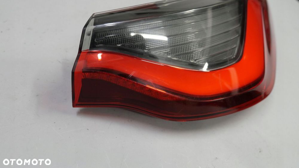 bmw g22 g23 g26 lampa prawa tył w błotnik eu 7477604 - 2