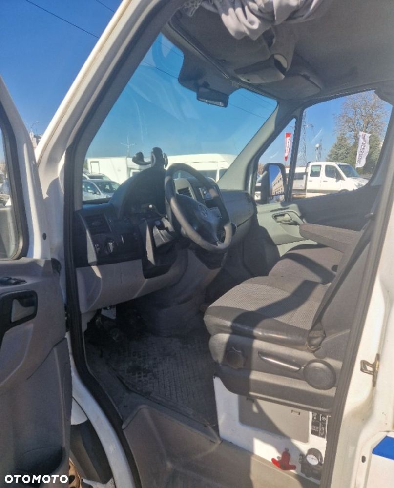 Mercedes-Benz SPRINTER - 8