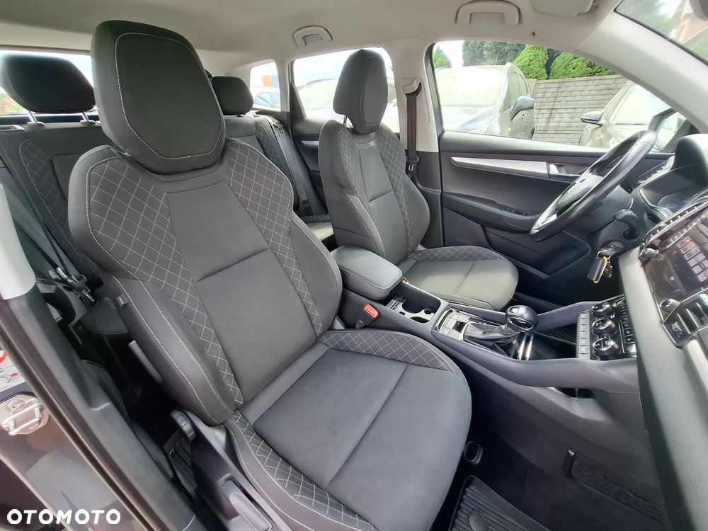 Skoda Karoq 1.6 TDI SCR DSG Ambition - 20