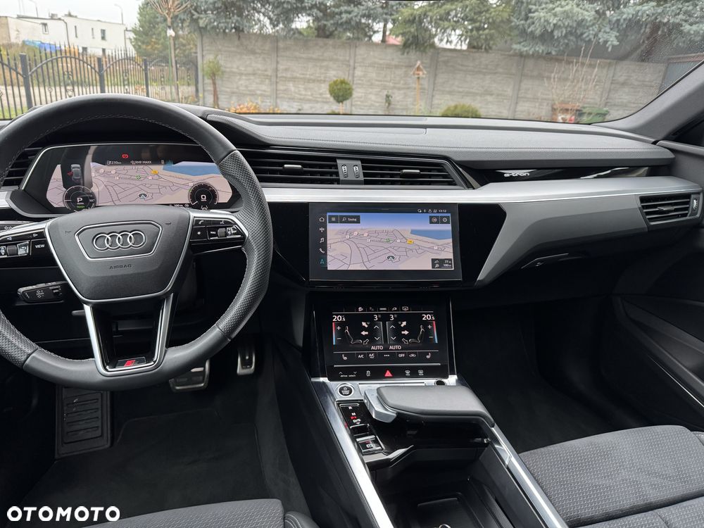 Audi Q8 e-tron - 4