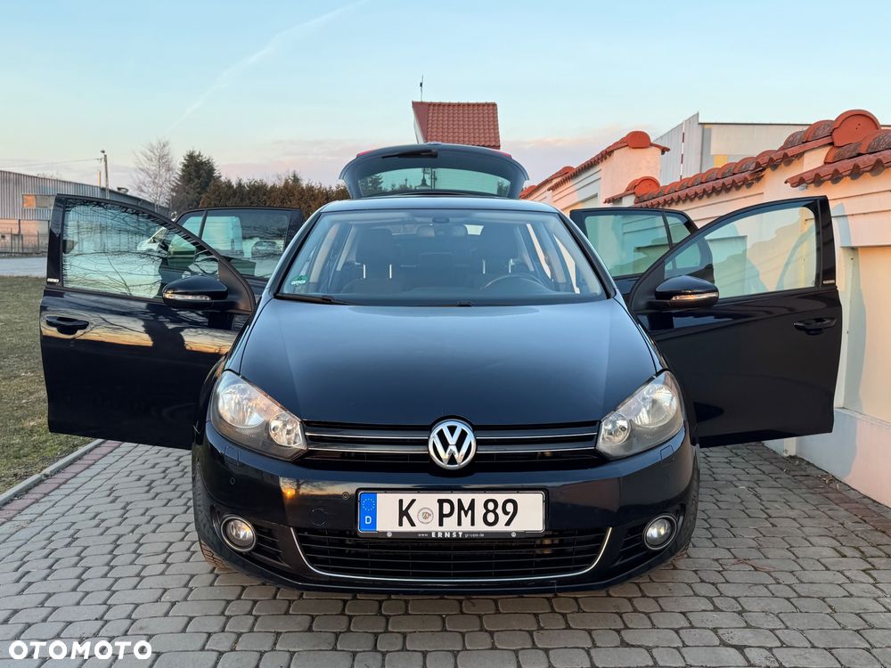 Volkswagen Golf - 25