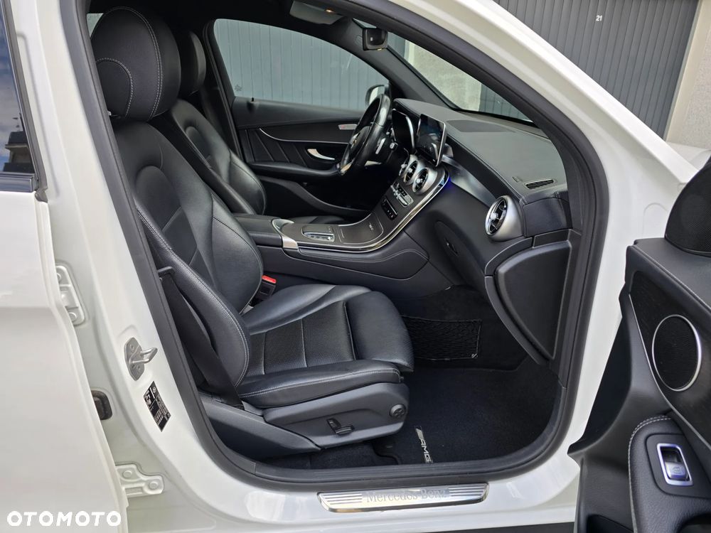 Mercedes-Benz GLC 220 d 4-Matic - 24