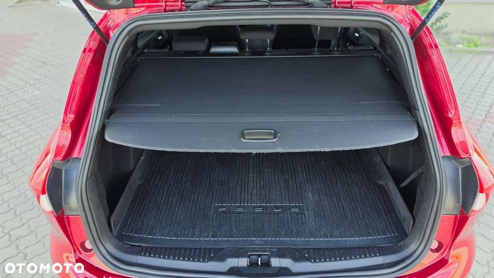 Ford Focus 1.0 EcoBoost Hybrid ST-LINE STYLE - 27