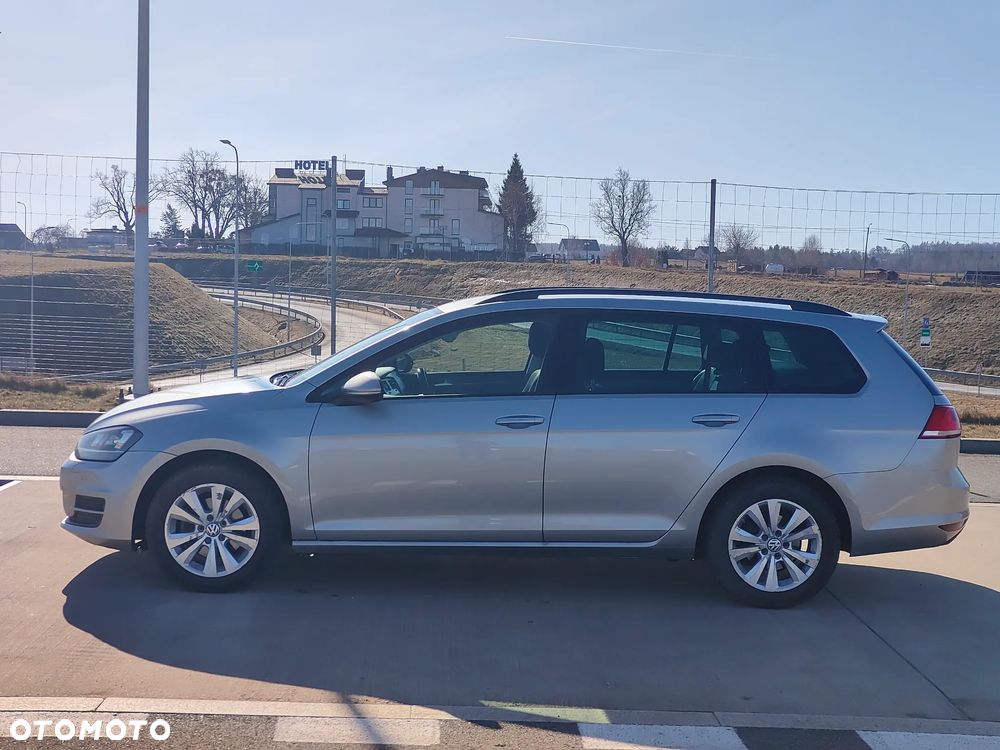 Volkswagen Golf 1.6 TDI Highline - 2