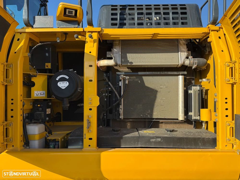 Komatsu PC210LC-11 - 15