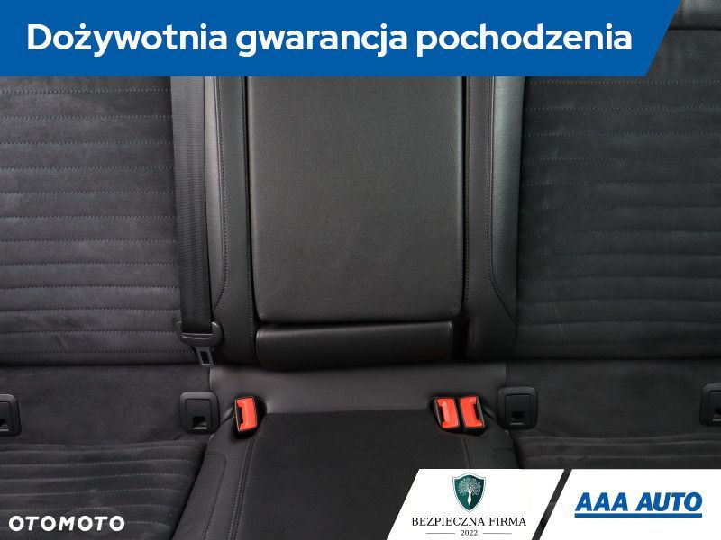 Volkswagen Passat Variant - 11