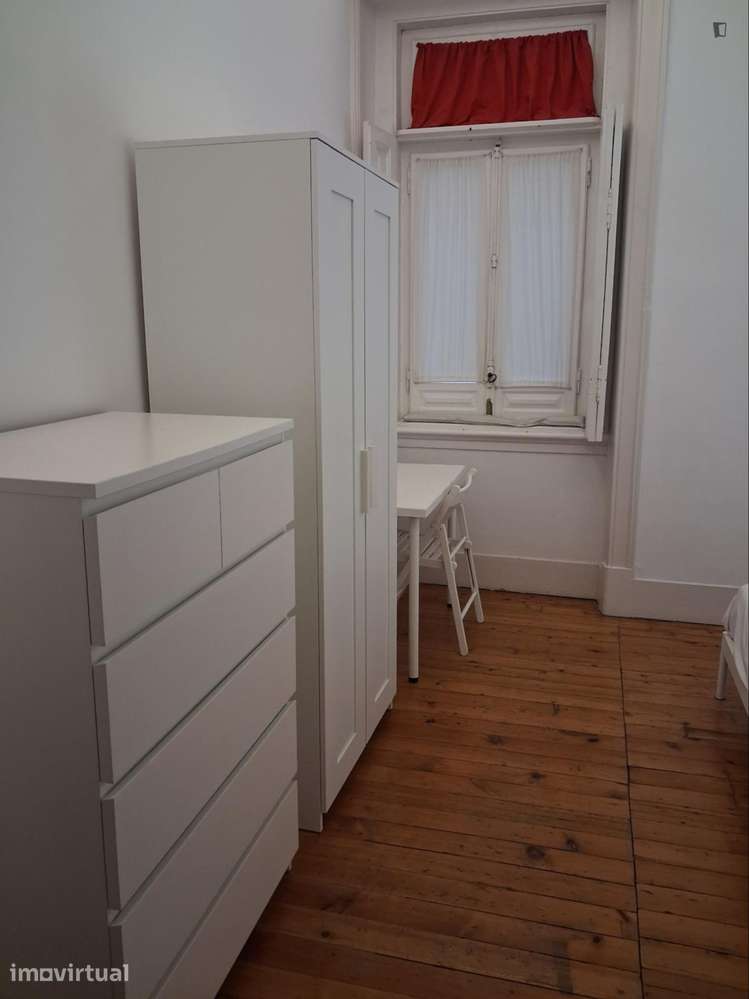 Quarto - localizado em Avenida da Liberdade Lisbon - Grande imagem: 3/15