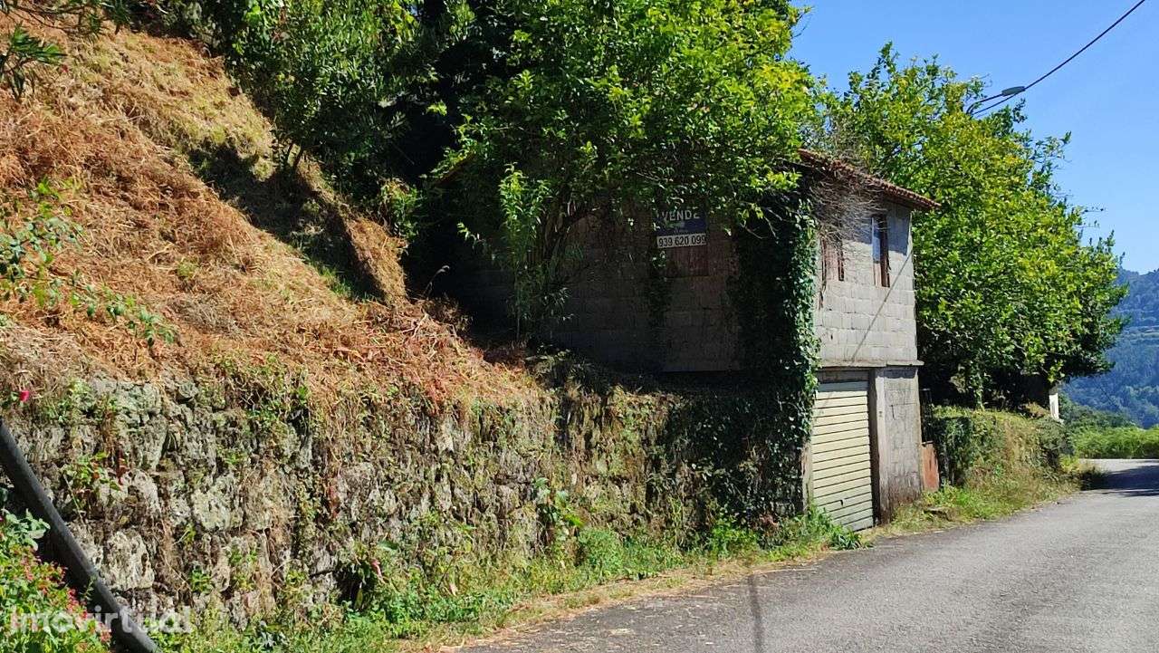 Terreno para construção em Bouro Santa Maria, Amares - Grande imagem: 2/17