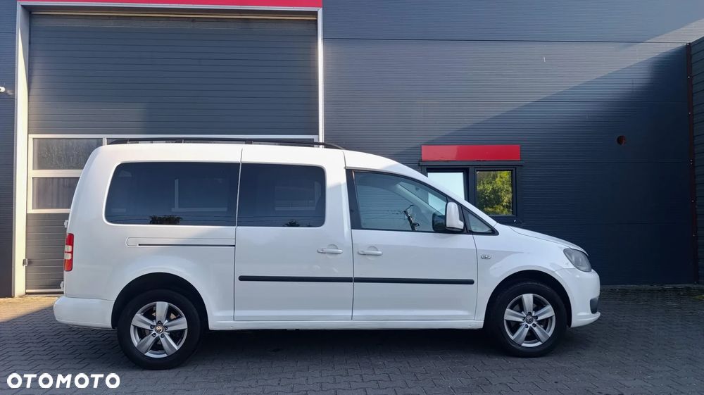 Volkswagen Caddy Maxi Highline DSG - 19