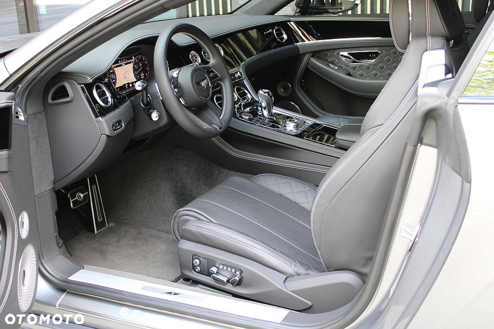 Bentley Continental GT V8 S - 12