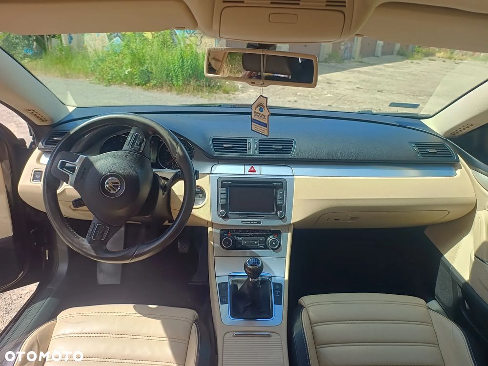 Volkswagen Passat CC 2.0 TSI - 8