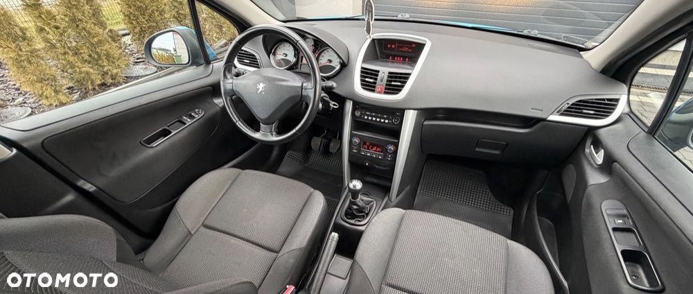 Peugeot 207 95 VTi Urban Style - 9