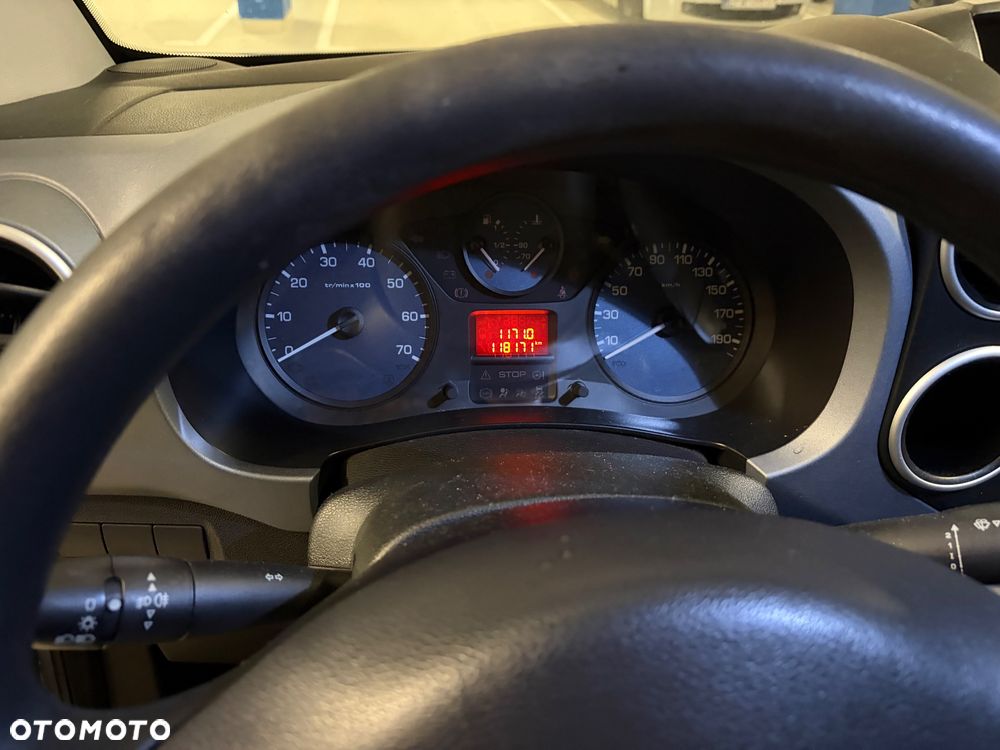 Peugeot Partner 1.6 HDi Active - 9