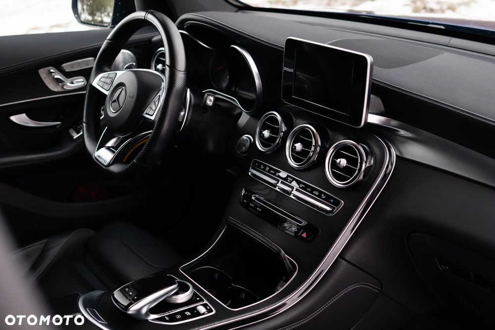 Mercedes-Benz GLC AMG 63 4-Matic+ - 11