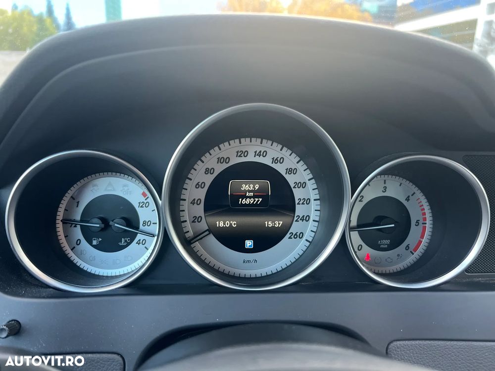 Mercedes-Benz C 220 CDI BlueEFFICIENCY T-modell - 2