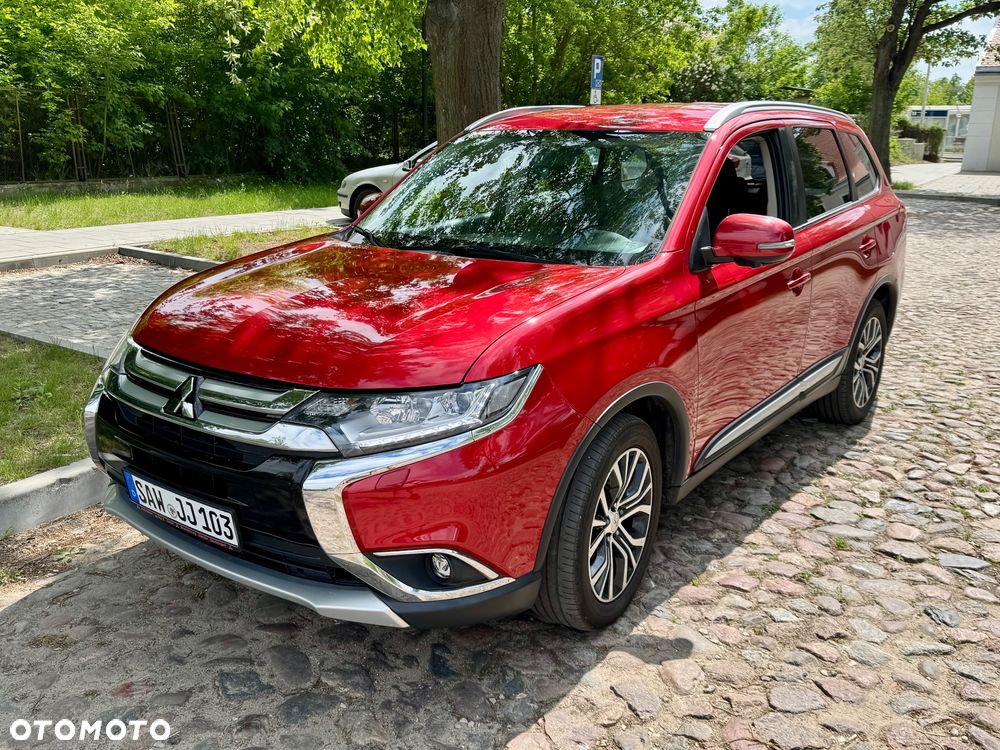 Mitsubishi Outlander - 10