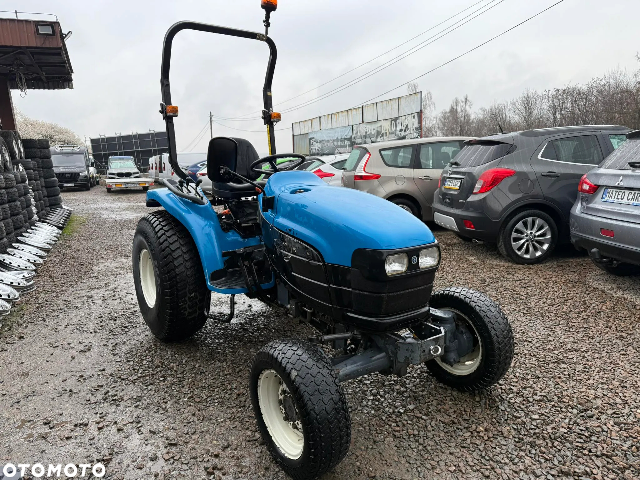 New Holland TC - 18