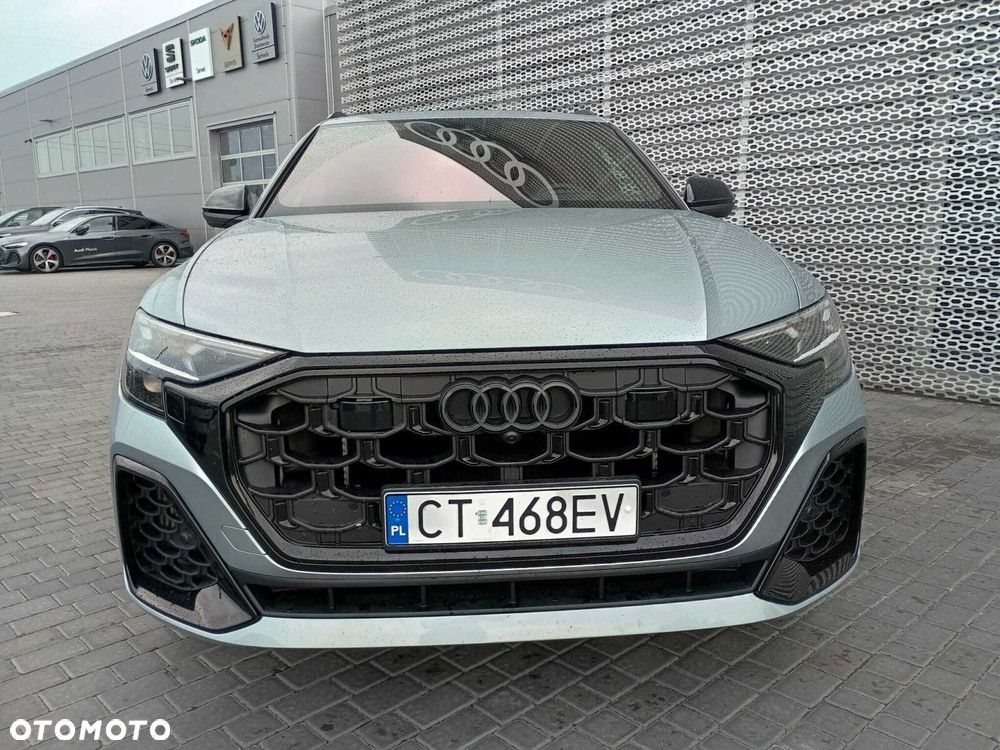 Audi Q8 - 2
