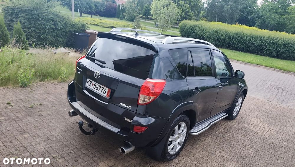 Toyota RAV4 2.2 D-4D 4x2 Travel - 24
