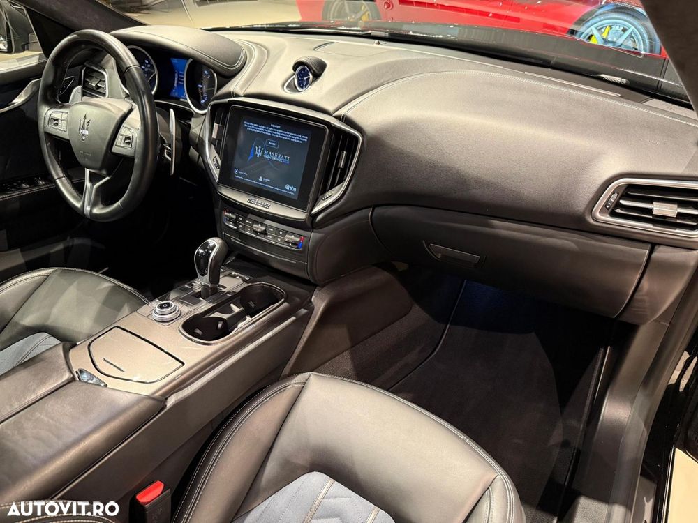 Maserati Ghibli - 25