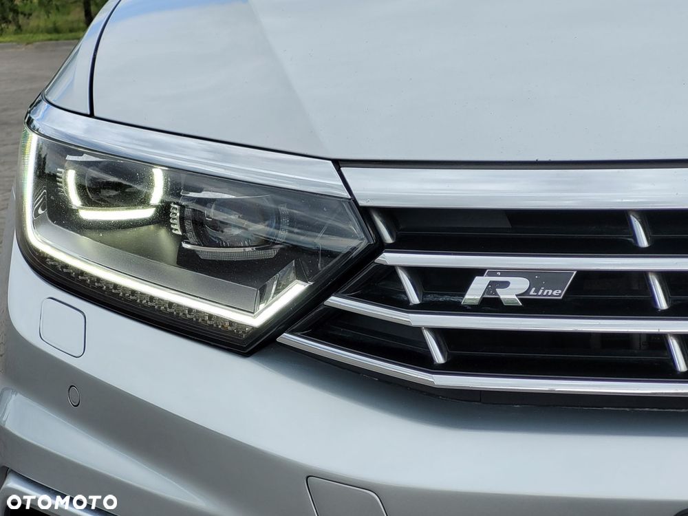 Volkswagen Passat 2.0 TDI (BlueMotion Technology) Highline - 15