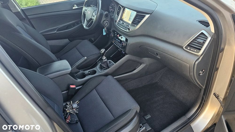 Hyundai Tucson 1.6 GDi 2WD Trend - 37