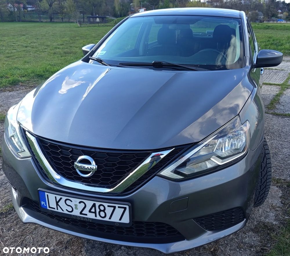 Nissan Sentra - 1