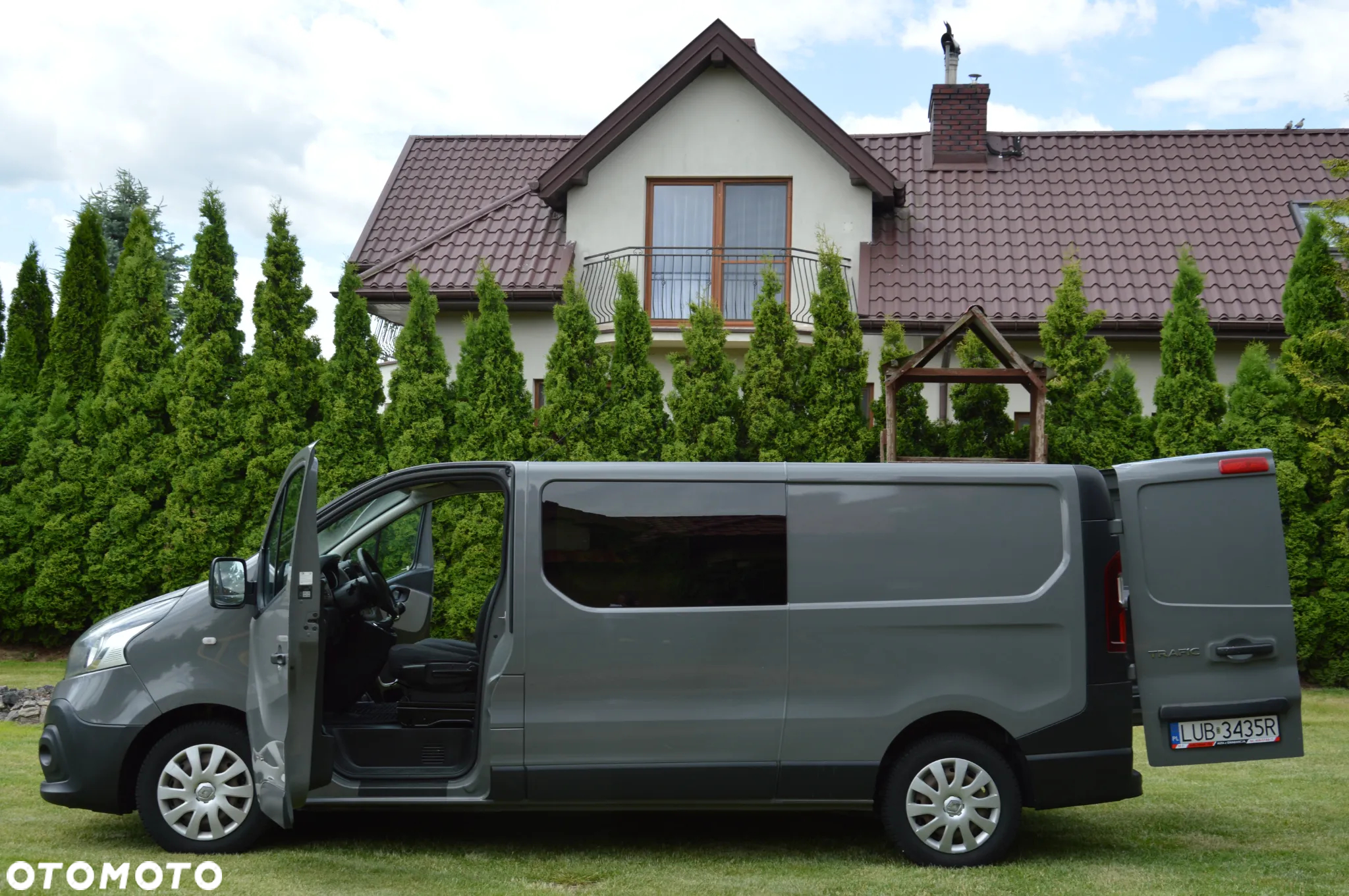 Renault Trafic Vivaro - 16