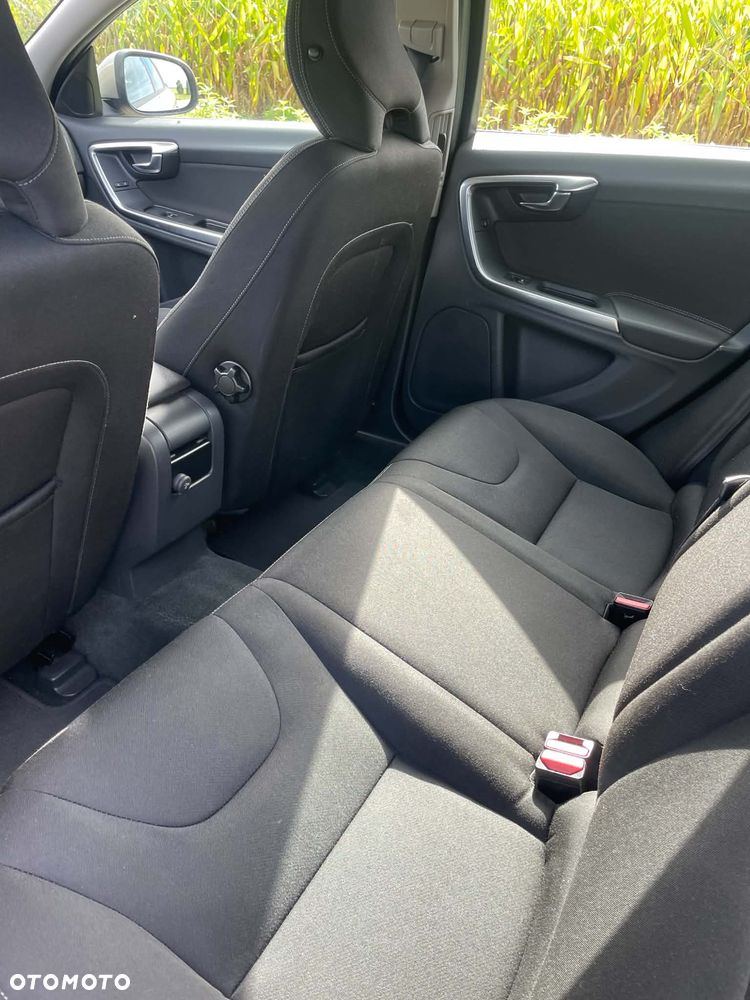 Volvo V60 ver-d2 - 5