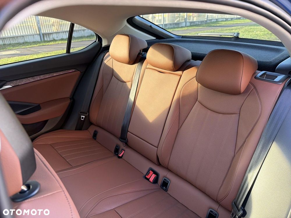 Skoda Superb 2.0 TSI L&K DSG - 21