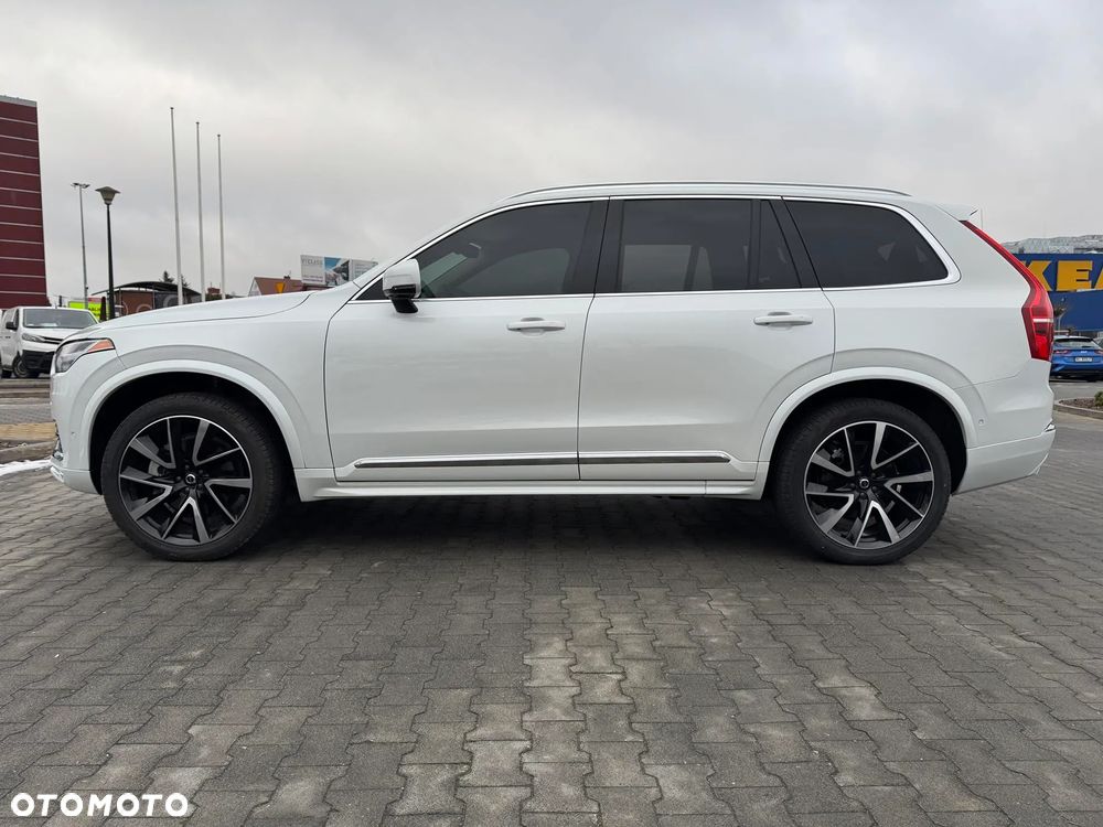 Volvo XC 90 - 23