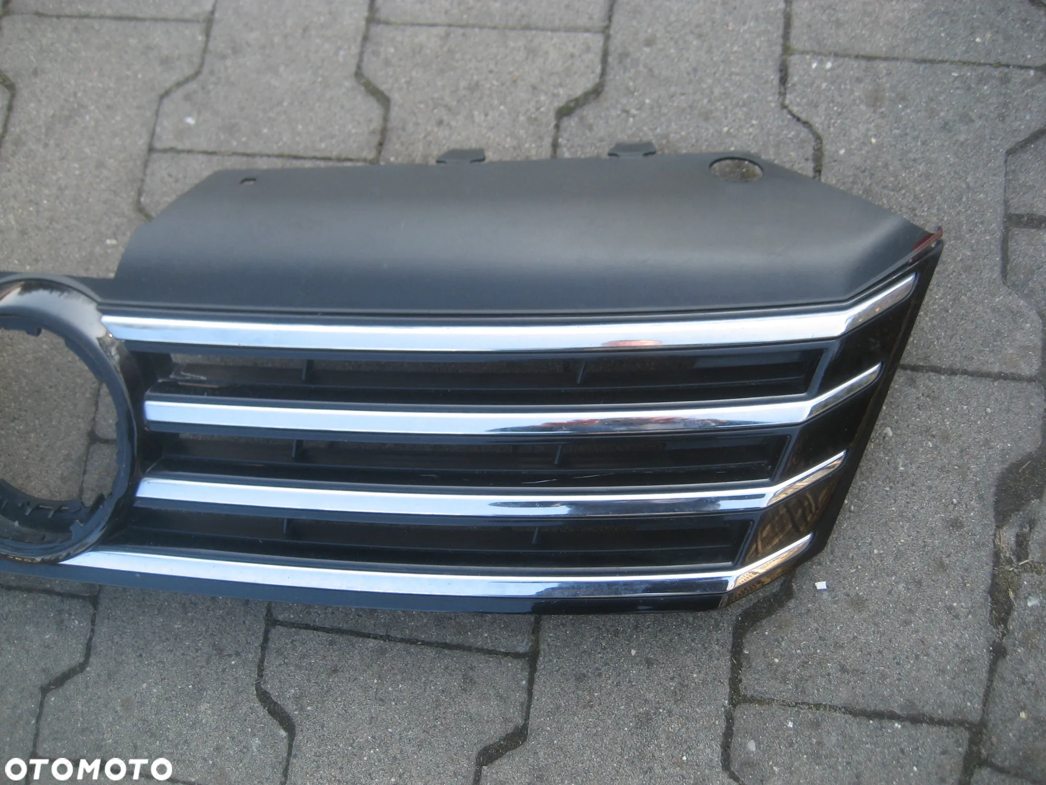 vw passat b7 atrapa grill 3aa853653 uszkodzona - 2
