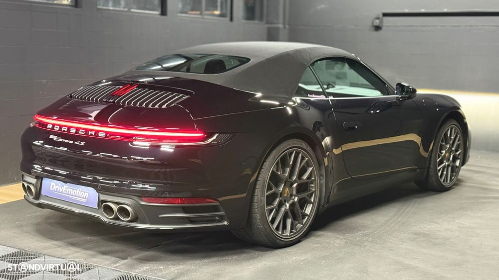 Porsche 911 (992) Carrera 4S PDK - 5