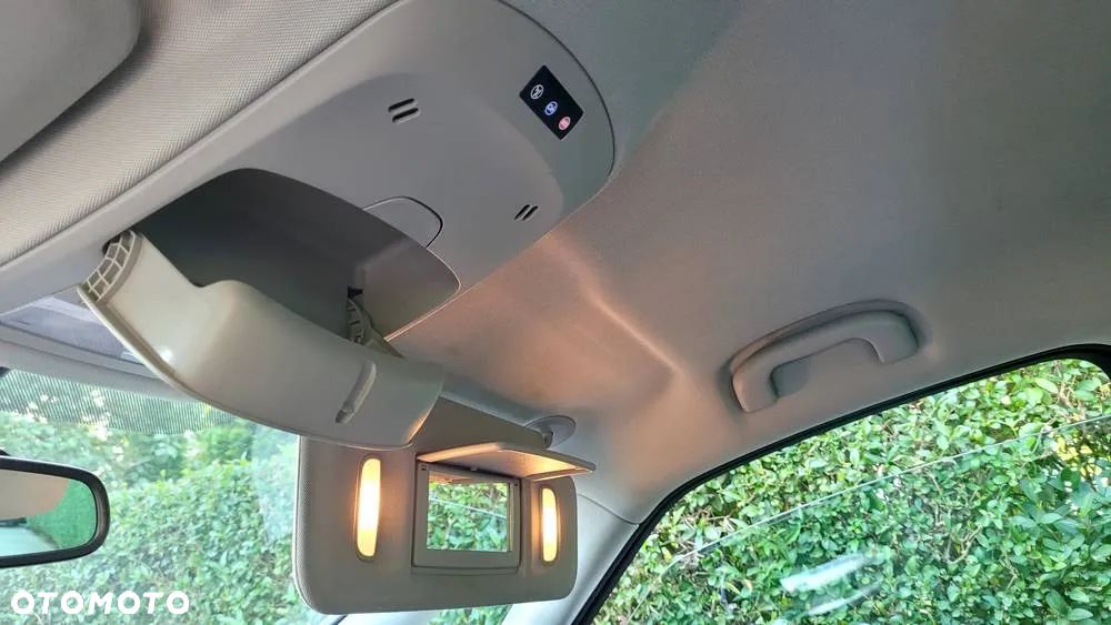 Opel Zafira 2.0 D (CDTI) Automatik Business Edition - 24