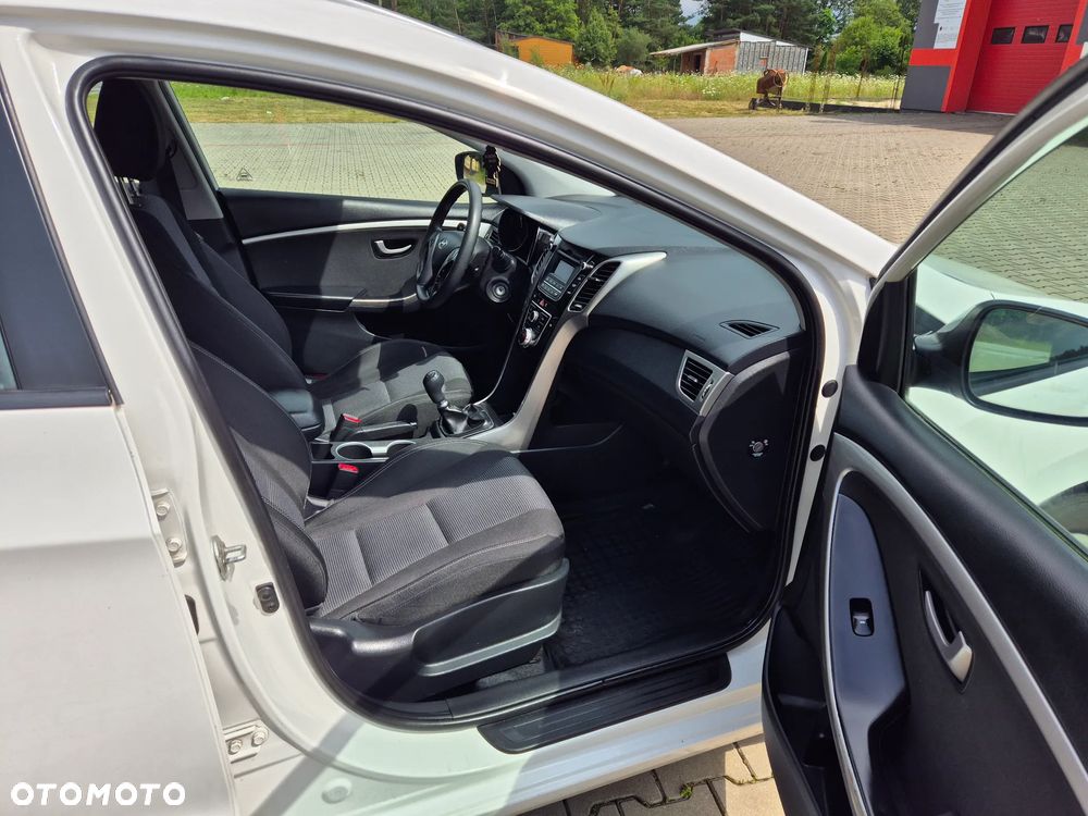Hyundai i30 1.6 CRDi Classic - 17