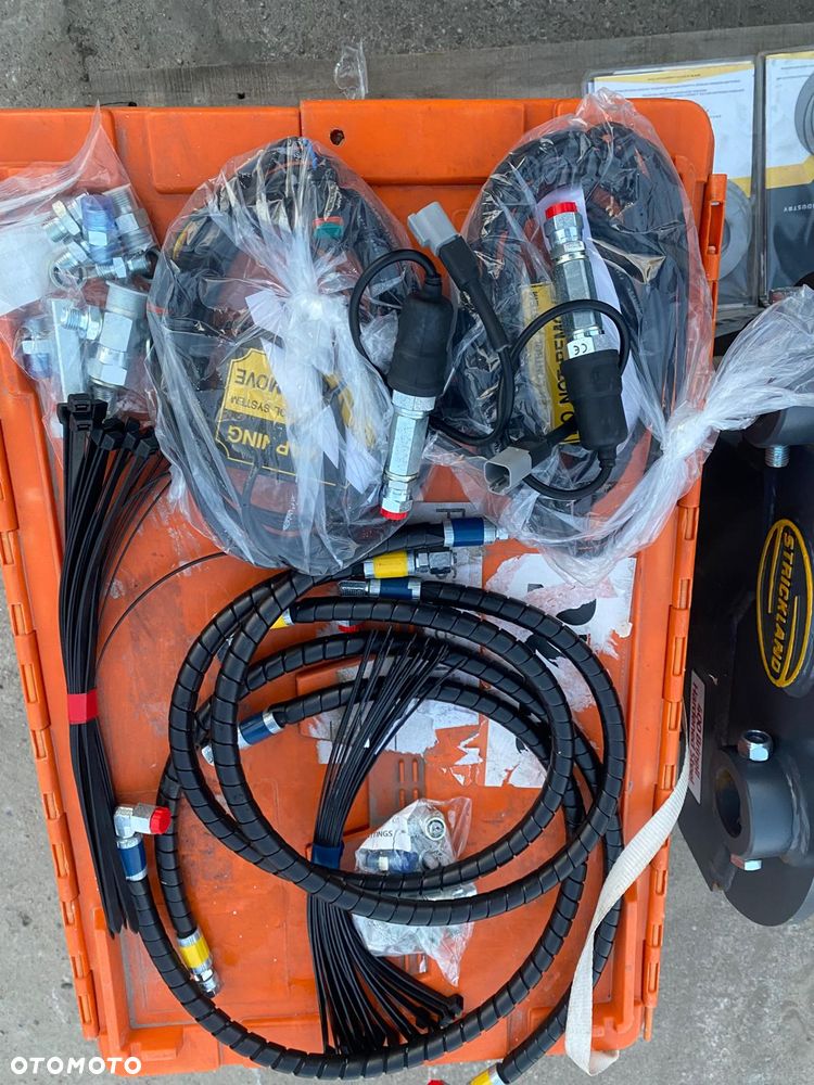 Inny NOWY Strickland S-Lock Coupler do Komatsu PC80 – z elektroniką / komplet - 2