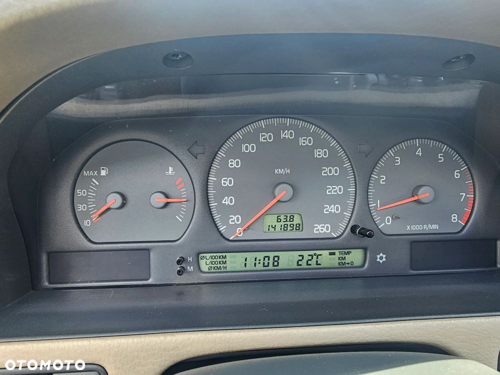 Volvo C70 - 25