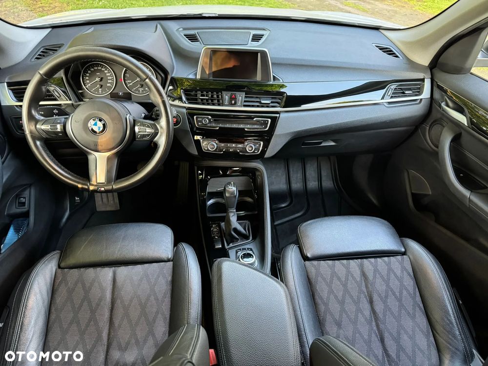 BMW X1 sDrive18i - 9