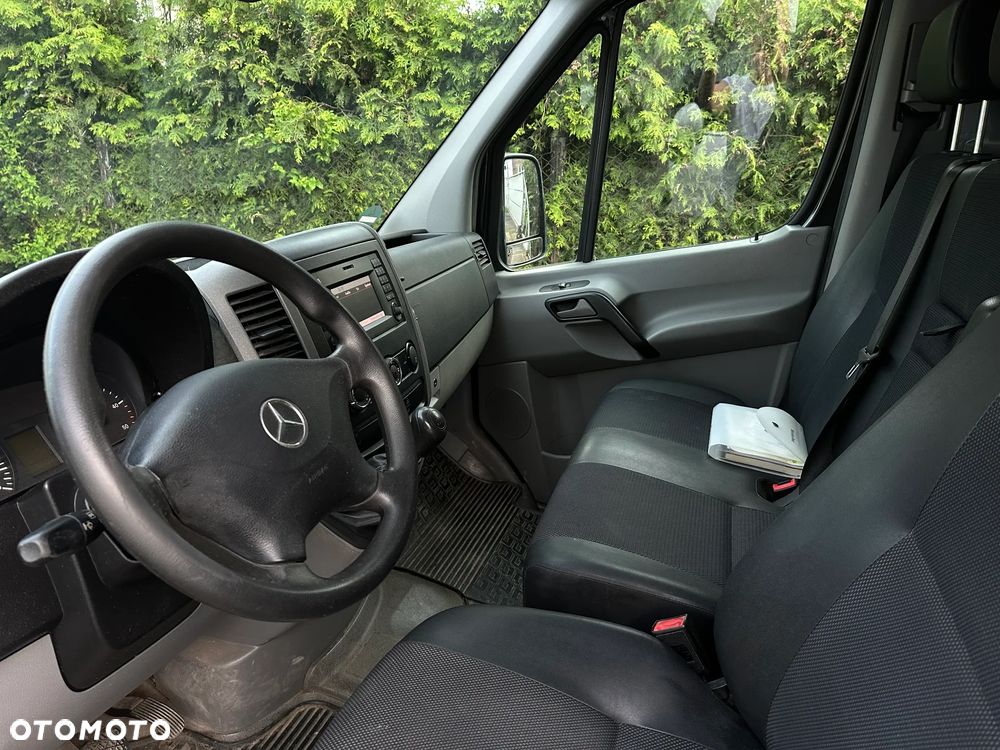Mercedes-Benz Sprinter - 7